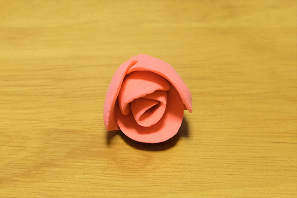 簡単なのにとっても優雅 100均の紙粘土で素敵なバラを作ろう Tlcポイントサイト
